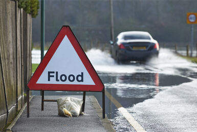 What's the Difference Between a Flash Flood Watch and Warning?